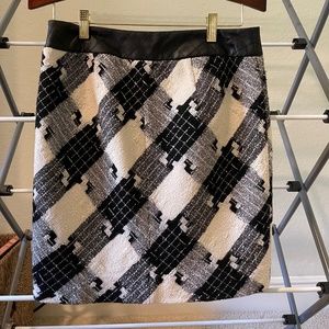 White House Black Market Black/White winter mini